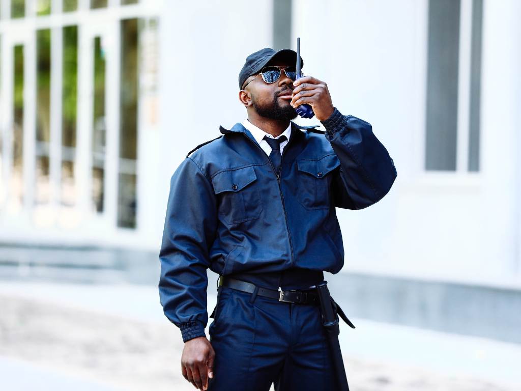 24h - Empresa Especialista em Vigilância Patrimonial Armada e Desarmada em Esmeraldas. 24h - Empresa Especialista em Vigilância Patrimonial Armada e Desarmada em Esmeraldas.
